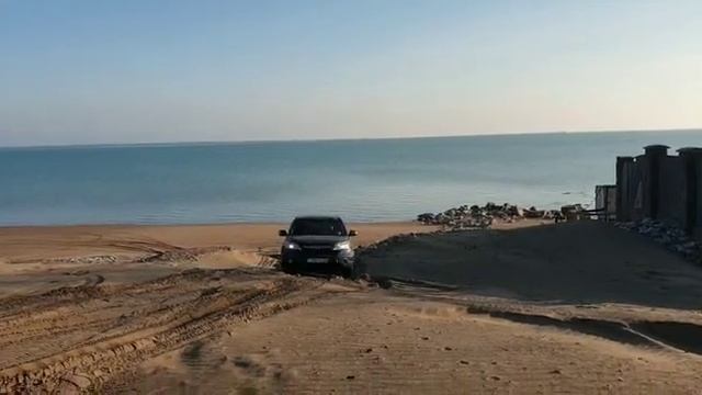 Honda CRV 3 на песке смотреть онлайн