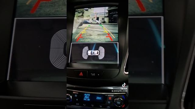 Ford Focus 2011 μία Μεταμόρφωση του ταμπλό με μία οθόνη Tesla και μετά από ένα γενικό τεστ επίδειξ смотреть онлайн