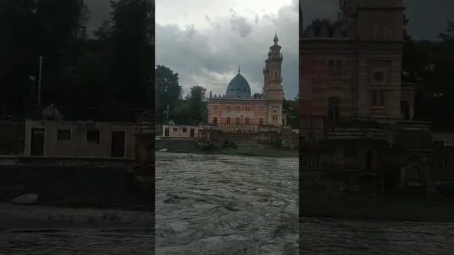 Суннитская мечеть, Владикавказ и река Терек.