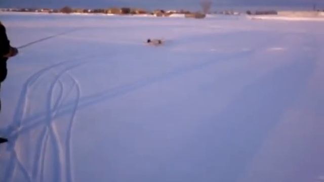 Полет _Экстра_бензин_14.03.2010.mov смотреть онлайн