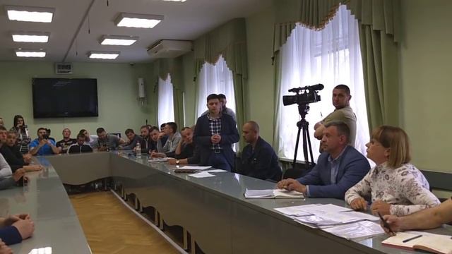 Требования отставки мэра Херсона Миколаенко и начальника отдела дорог Молнар из-за состояния дорог смотреть онлайн