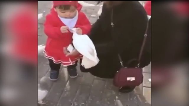 Добрая девочка
