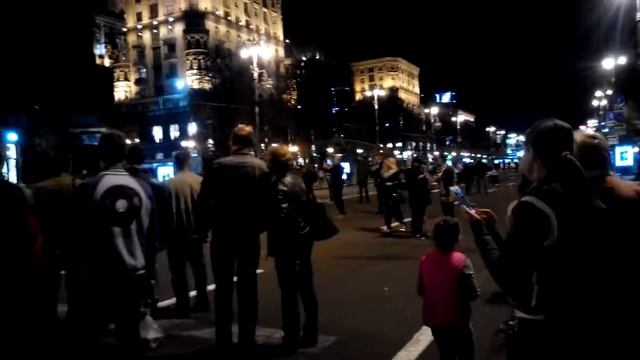 Сережа заснял Маленького байкера на Крещатике / Ребенок на мотоцикле / смотреть онлайн