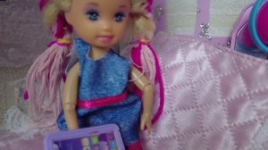 УКРАЛА ТЕЛЕФОН У ДОКТОРА? Катя и Макс веселая семейка Смешная анимация Тока Бока Аватар ДАРИНЕЛКА