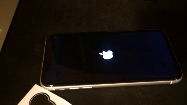 Японское защитное стекло для Apple iPhone XR Achilles Premium 5D с защитной сеткой на динамике смотреть онлайн