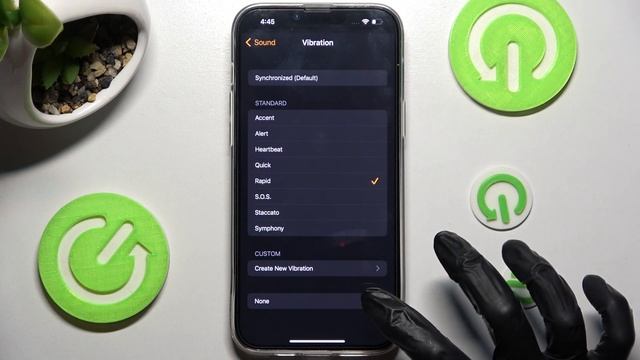 How to Set Up Alarm Clock on iPhone 14 Plus смотреть онлайн