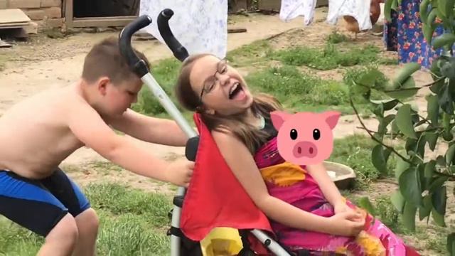 Город и село...
в чем разница??? смотреть онлайн