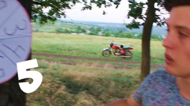 МОЖНО ЛИ ПОДКИНУТЬ БУТЫЛКУ В ПОЗАХ ЙОГА Челлендж!? BOTTLE FLIP YOGA CHALLENGE смотреть онлайн