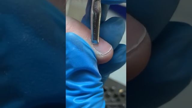 Надо мужчине делать маникюр? смотреть онлайн