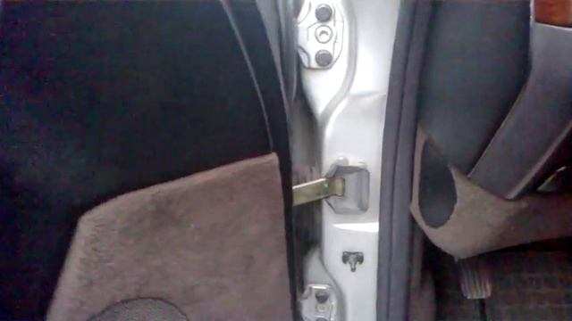 Работа исправного ограничителя двери w140 смотреть онлайн