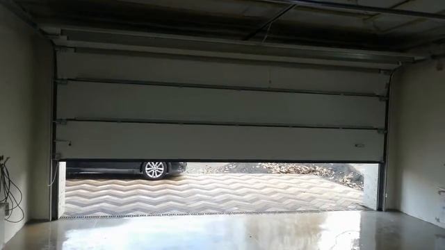 Гаражные секционные ворота "Алютех" | Автоматические ворота "Евросервис-Дон" смотреть онлайн