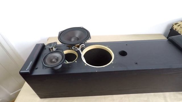 Колонки Schneider 8030 смотреть онлайн