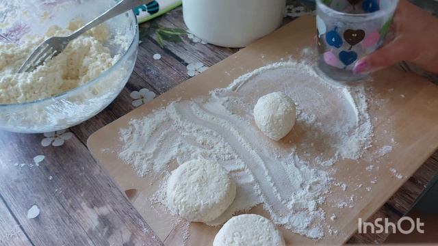 СЫРНИКИ - МНОГО ТВОРОГА И МАЛО МУКИ смотреть онлайн