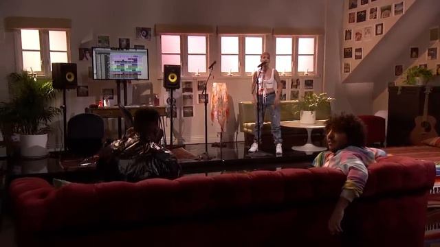Benny Blanco, Halsey & Khalid - Eastside (AMAs Performance)