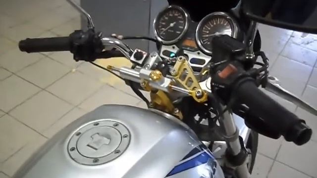 Копия видео HONDA CB 400 SFV смотреть онлайн
