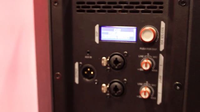 Electro-Voice ZLX Powered Loudspeaker Demo at the 2013 NAMM Show смотреть онлайн