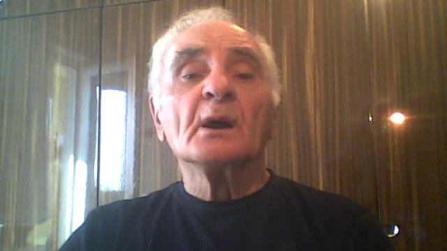 Шарманка старая крутилась.Слова Б.Окуджавы.Музыка Н.Горленко.Поёт А.Пир-Будагян. смотреть онлайн