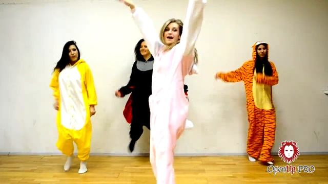 Эти безумные, дикие, свирепые танцы смотреть онлайн