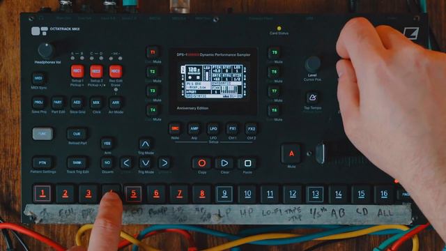 Turn Your Octatrack Into A 303 Acid Machine смотреть онлайн