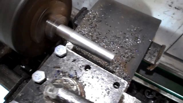 Точим конус морзе 3 на самодельном токарном смотреть онлайн