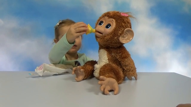 Обезьянка Fur Real Friends интерактивная игрушка распаковка Cuddles my Giggly Mo смотреть онлайн