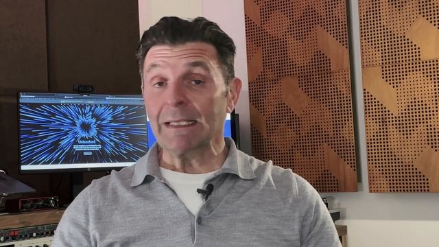 The MacBook Pro's are Insane!! The Apple Event In 10 Minutes | David Lewis смотреть онлайн