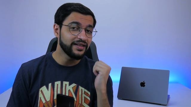 Apple 16-inch MacBook Pro M1 Max Has a HUGE Problem! смотреть онлайн