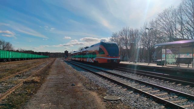 Тепловоз ТЭП70-0237 + путемер на ст. Таллинн-Вяйке / TEP70- 0237 + Measurement Car At Tallinn-Väike