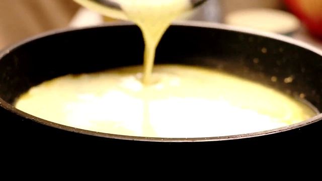 Омлет с сыром и зеленью | Готовить просто смотреть онлайн