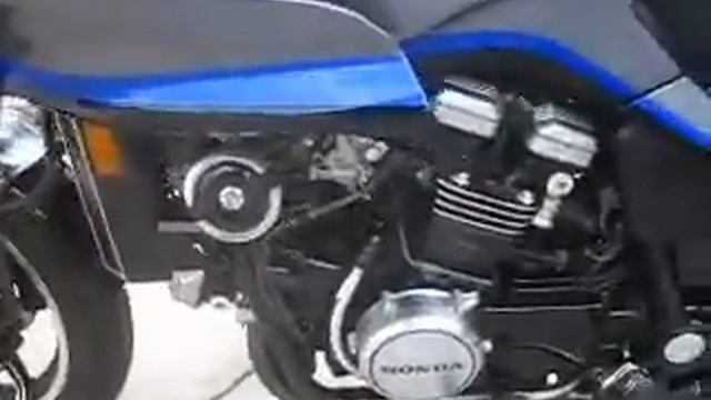 1985 Honda V65 Sabre 1100 V4 Starting & Revving