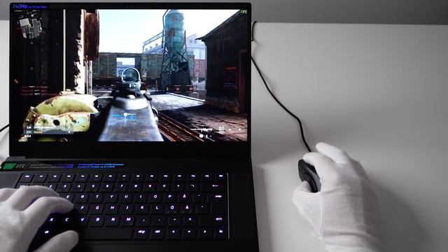 "RTX 2080" Razer Blade 15 Unboxing - 240Hz Gaming Laptop! смотреть онлайн