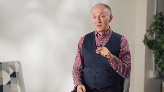 Не стесняюсь спросить: Как реагировать на эмоциональные всплески подростка? смотреть онлайн