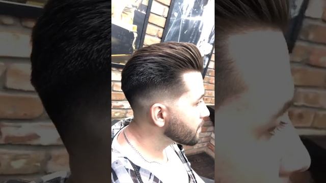 стрижка помпадур #asmr #oldschool #barbershop #fade #haircut #стрижки смотреть онлайн