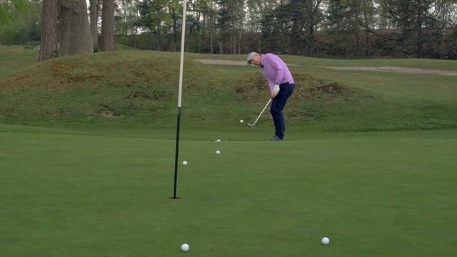 COULD THIS SAVE YOUR SHORT GAME?!?! смотреть онлайн