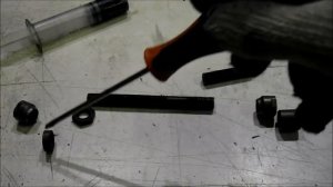 Как заменить ось заднего колеса.