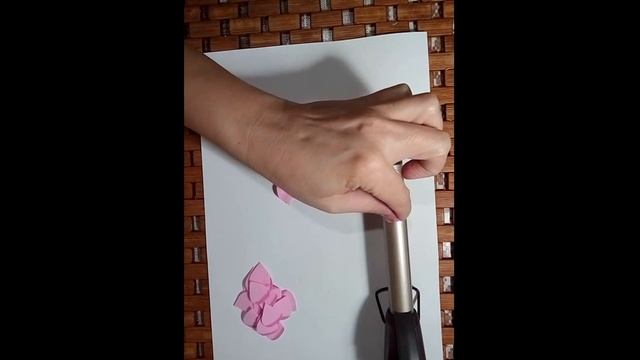 Как украсить фоторамку. How to decorate a photo frame. смотреть онлайн