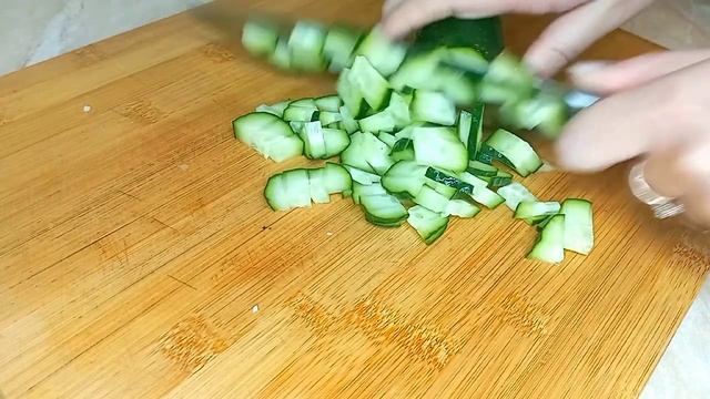 Все в ШОКЕ от такой ВКУСНОТЫ! Супер рецепт из КРАБОВЫХ ПАЛОЧЕК. Лучше Оливье и Шубы! ПРОСТО и ЛЕГКО смотреть онлайн