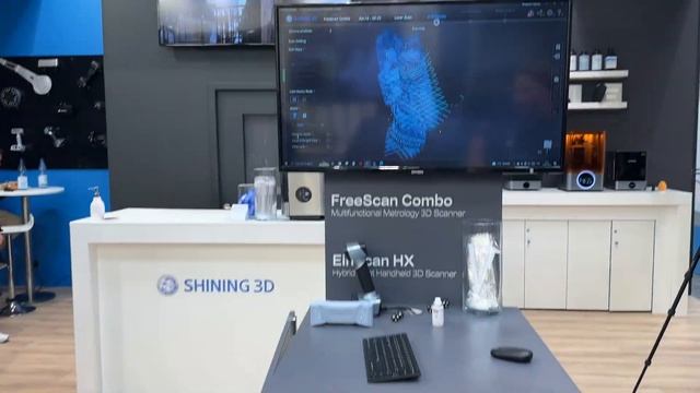 Handgeführter Laserscanner von Shining3D - im Gespräch mit Niels Stenzel смотреть онлайн