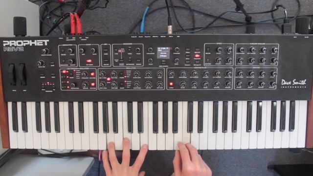 Dave Smith Prophet REV2 (8 Voice) - Factory Preset Exploration смотреть онлайн