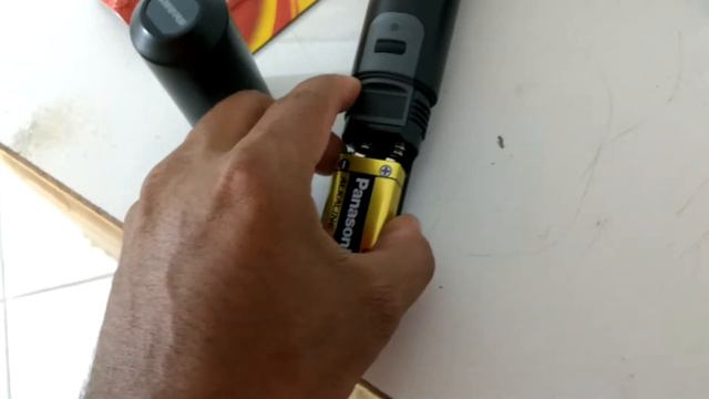 Microfone sem fio SHURE SM58 PG4 Problema смотреть онлайн