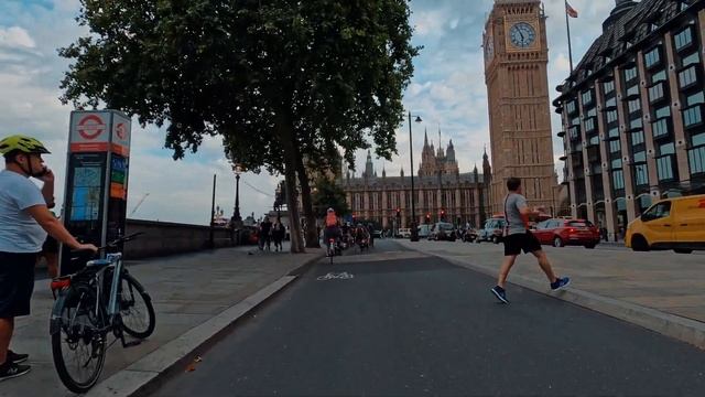Cycling in London 4K - Cycle Superhighways 6 & 3 during rush hour смотреть онлайн