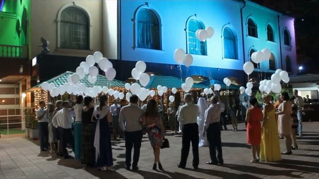 Светящиеся шары на свадьбу смотреть онлайн