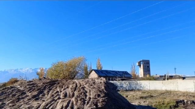 Житель Кара-Балты занимается дёрт джампингом смотреть онлайн