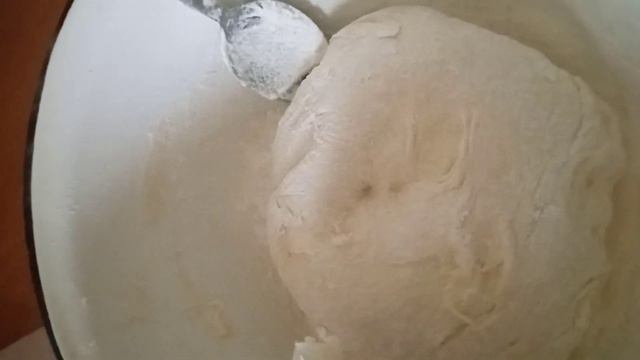 домашние пампушки, можно добавить чесночный соус и пальчики оближешь. смотреть онлайн