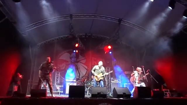 Тролль гнет ель - Танцы троллей (Былинный берег 2020) смотреть онлайн