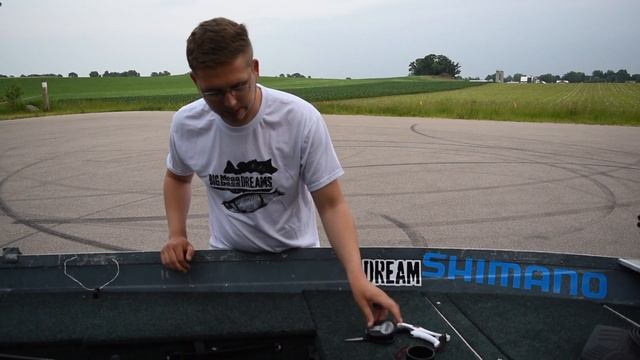 Coolest MINI Bass Boat Tour смотреть онлайн
