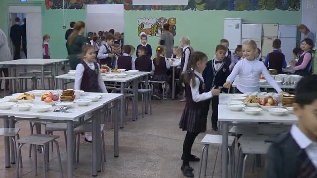 ВЛАДИВОСТОК. О ПИТАНИИ В ШКОЛАХ смотреть онлайн