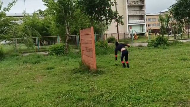 ТОП 5 способов преодолеть стену!(2,5 метра) смотреть онлайн