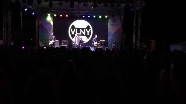 VLNY Линда смотреть онлайн