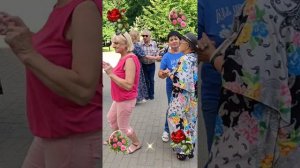 21.07.24г...Олег и ЕКАТЕРИНА... в Гомельском парке на танцполе...